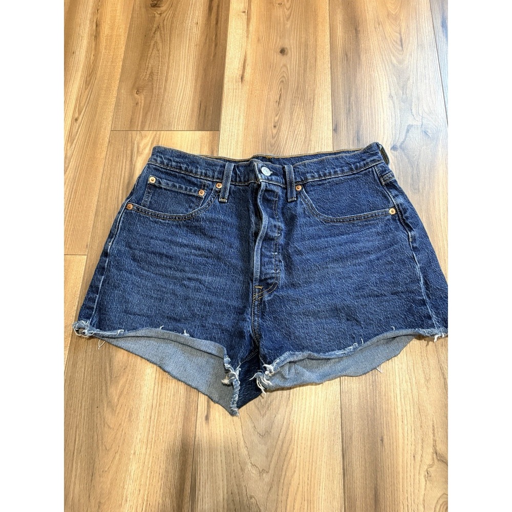 Levi's 501 Button Fly Jeans Shorts Women's 32 Blue Cut Off Raw Hem3"‎ Inseam